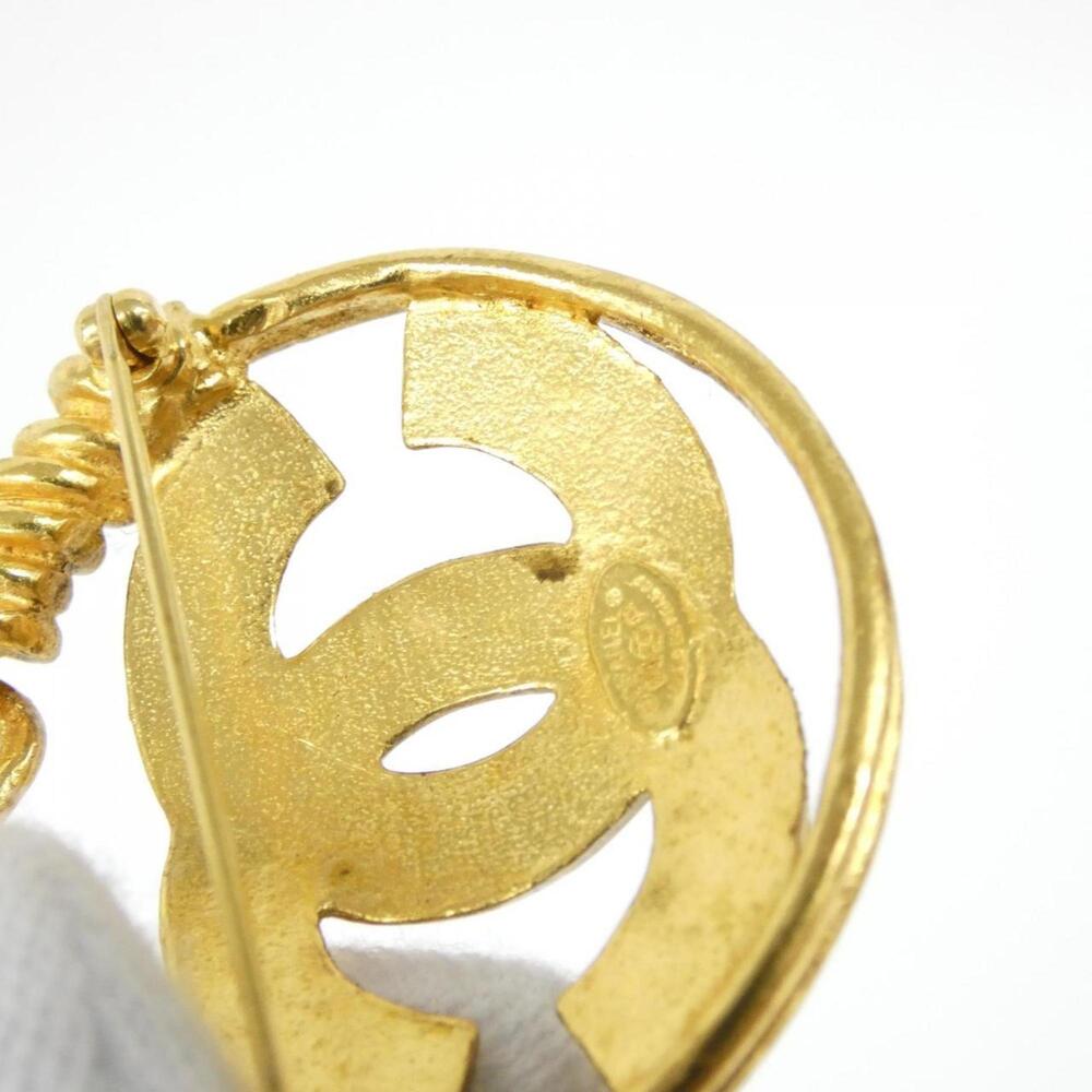 CHANEL Gold Brooch - Picture 4 of 4